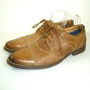 Steve Madden | Shoes | Steve Madden Pinsen Distressed 